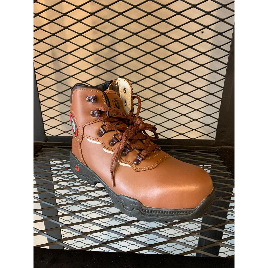 Sepatu Safety Black Yak 60 BROWN - Sepatu Sport Safety Blackyak 60 COKELAT