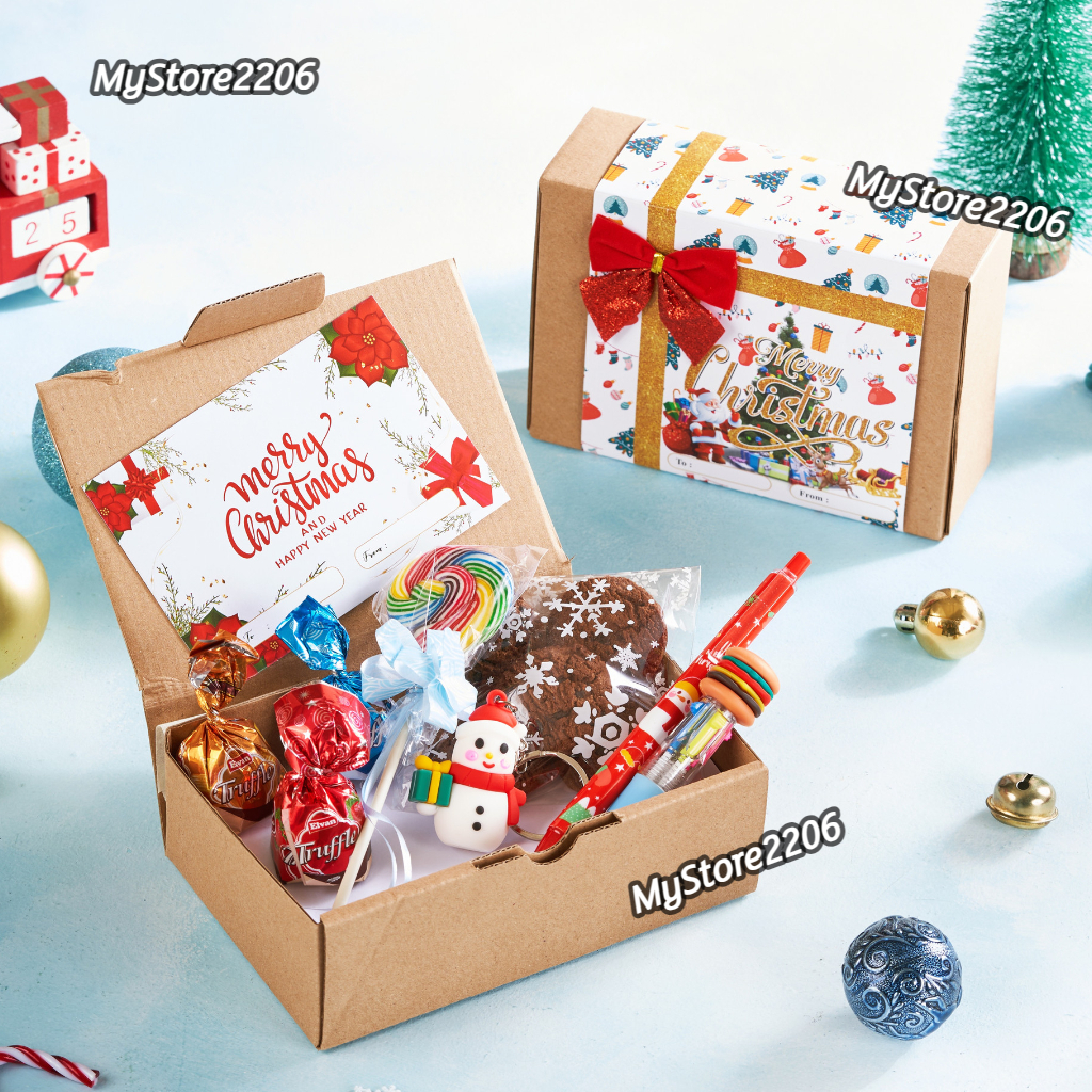 

Mini Box Parcel Hampers Tukar Kado Natal Christmas isi Chocochips, Cokelat, Gantungan Kunci dll
