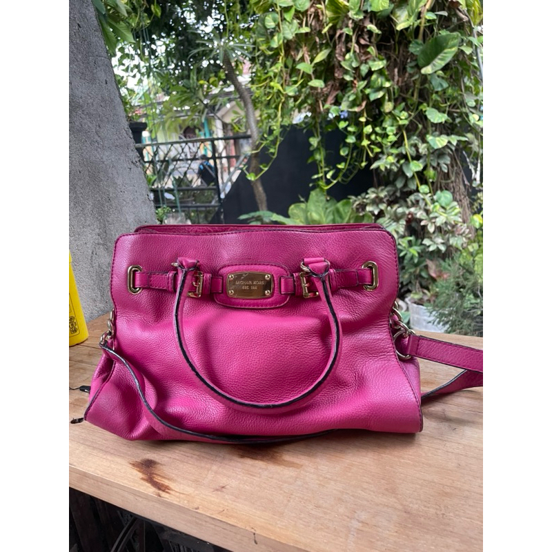 Tas kulit Merk Michael Kors