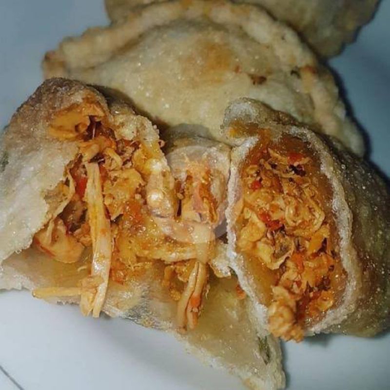 

CIRENG ISI AYAM SUWIR PEDAS WUENAK 5pcs