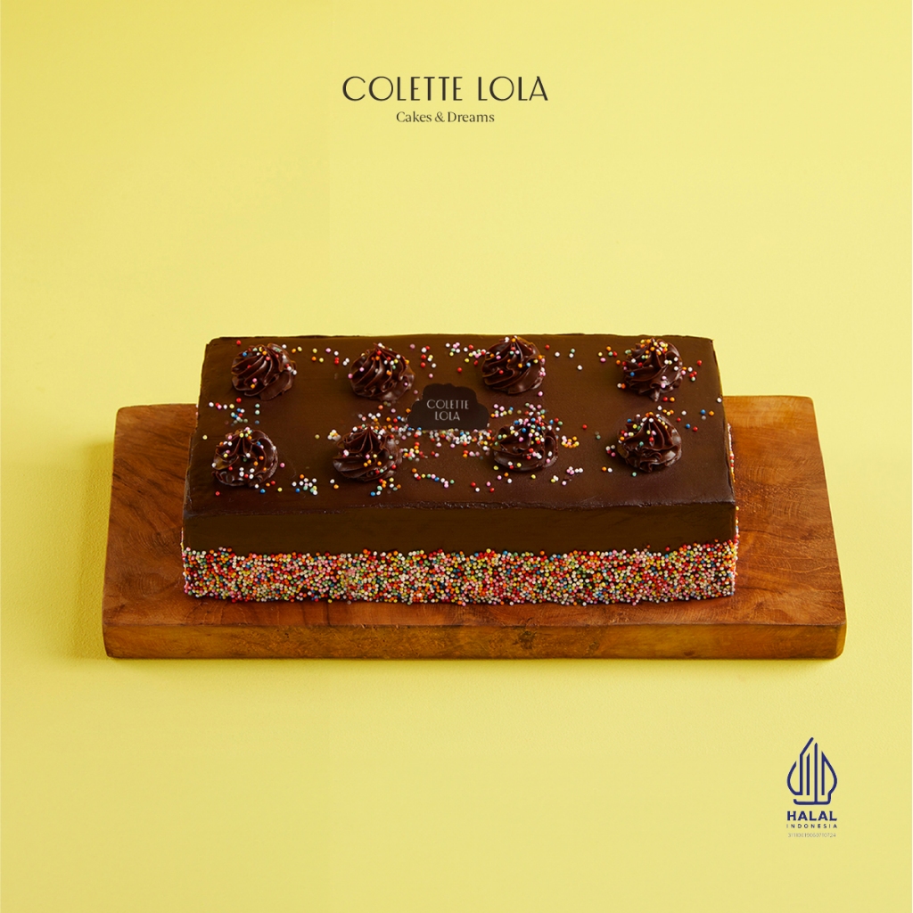 

Kue / Cake Colette Lola Chocolate Sunday - 30cm × 40cm