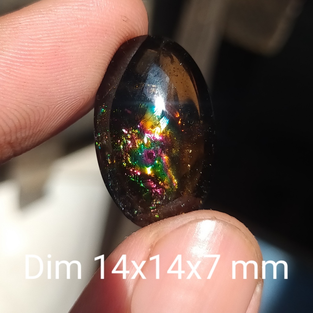 BATU KECUBUNG PELANGI HITAM BAGUS NATURAL cek batu lainnya yaman api wulung opal bacan permata kalim