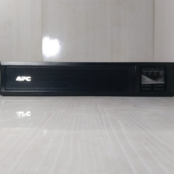 APC UPS SMX3000RMHV2U - Smart-UPS X 3000VA 2700W Rack|Tower