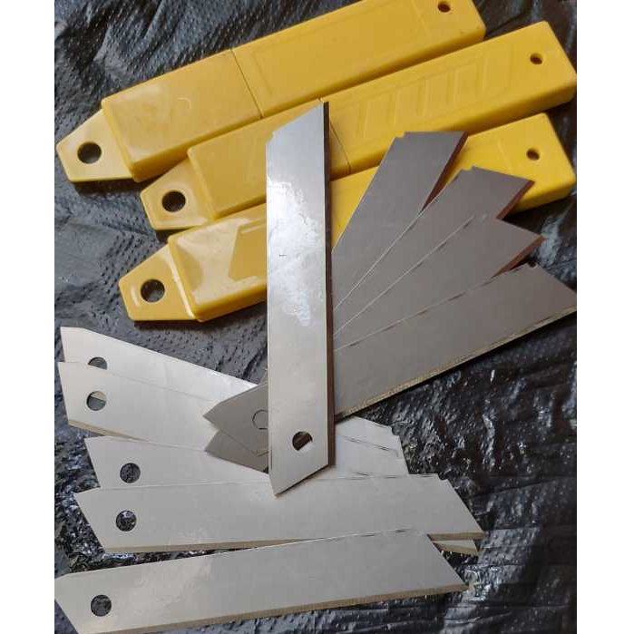 

ISI CUTTER BESAR/Isi Cutter Besar Refill Kater/ Pisau Cutter Blade 18mm/Isi Cutter Besar Refill/Isi Cutter Besar Refill Kater Pisau Cutter Blade BERKUALITAS TERMURAHHHHH