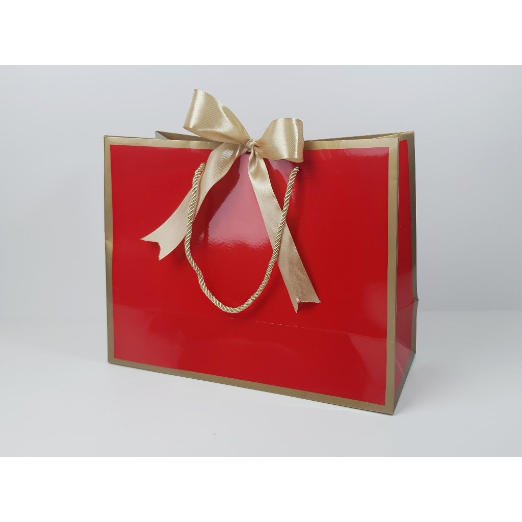 

Paperbag Merah Polos Bisa Untuk Imlek / Natal / Hampers Uk 32,5 x 14 x 25cm