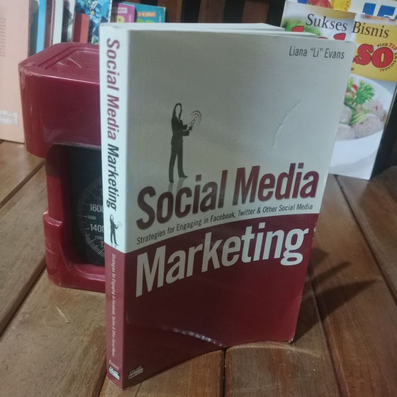 SOCIAL MEDIA MARKETING - EVANS