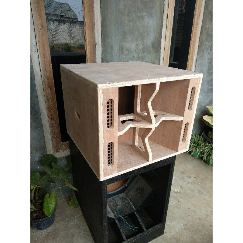 box anak gajah 12 in