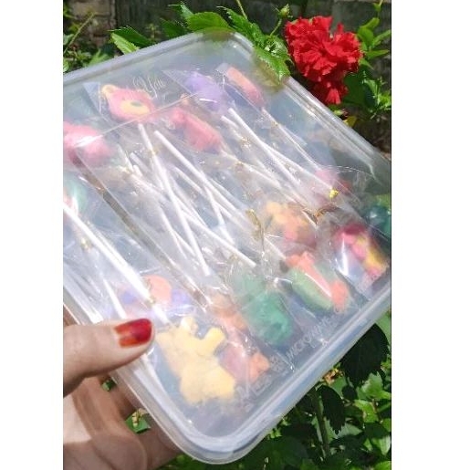 

cokelat karakter lolipop 1 box isi 36 jajan lebaran