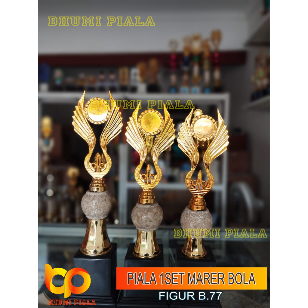 piala 1set marmer bola dengan figur B.77