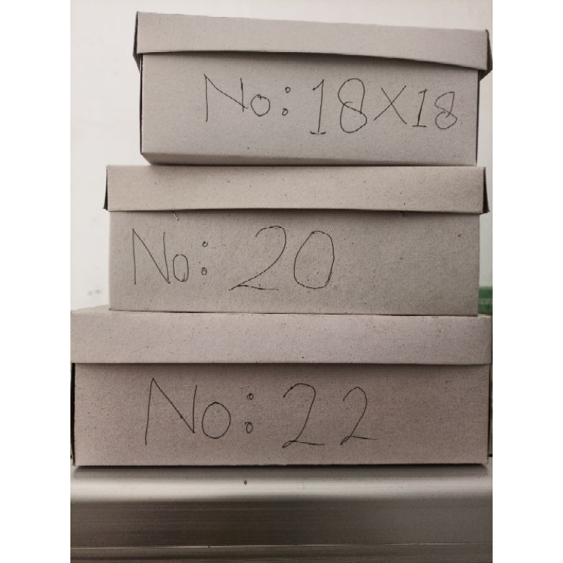 

Dus Nasi / Dus Kue Putih Polos 18x18 / 20x20 / 22x22