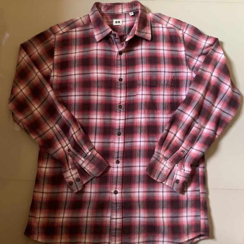 Flannel Uniqlo Merah Kotak