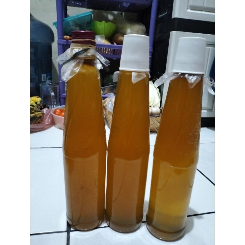 

Madu asli dari hutan, di jamin ke aslian nya 100 %