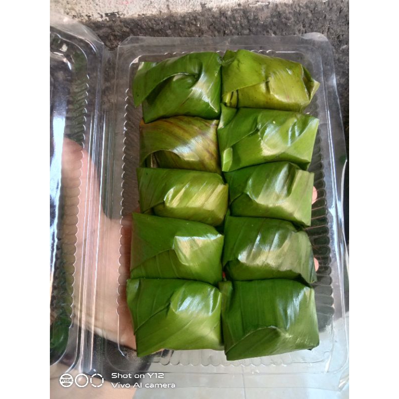 

Bugis ketan hitam isi 50 pcs