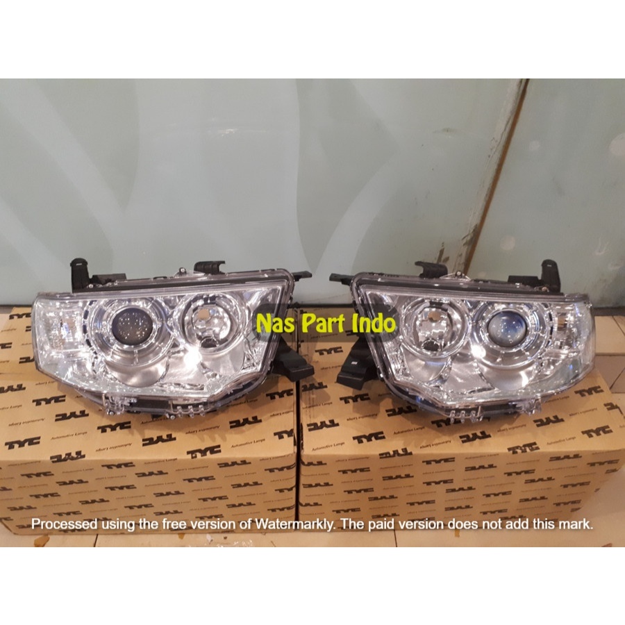 Headlamp Lampu Depan Mitsubishi Pajero Sport 2009-2012 TYC