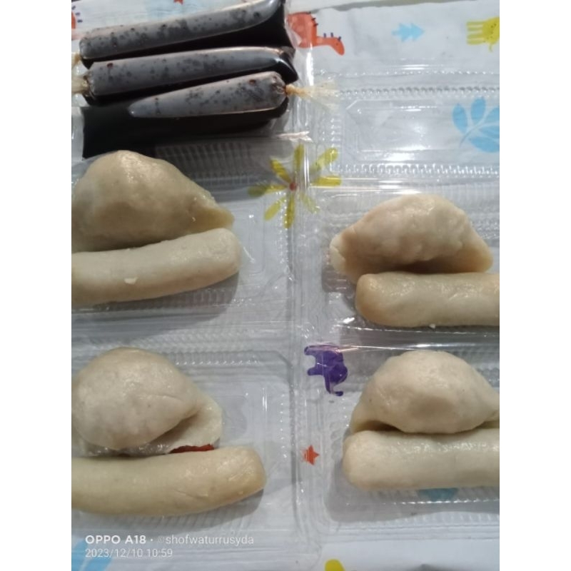 

paket pempek curah(kapal selam besar+lenjer sedang)