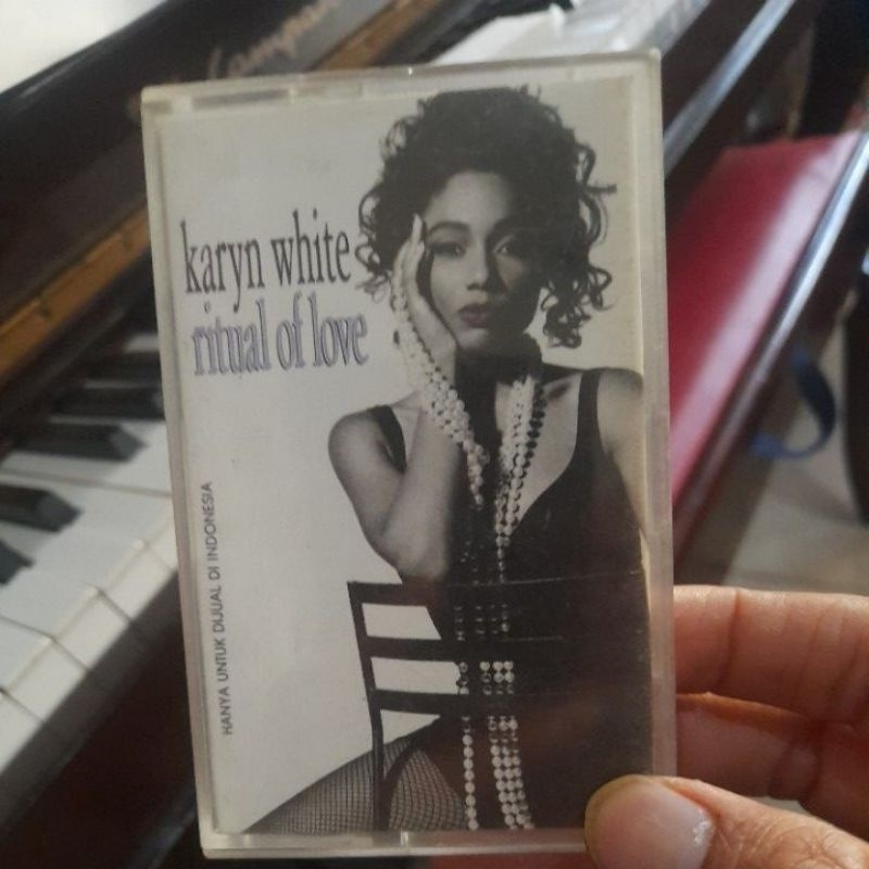 kaset pita karyn white ritual of love (K359)