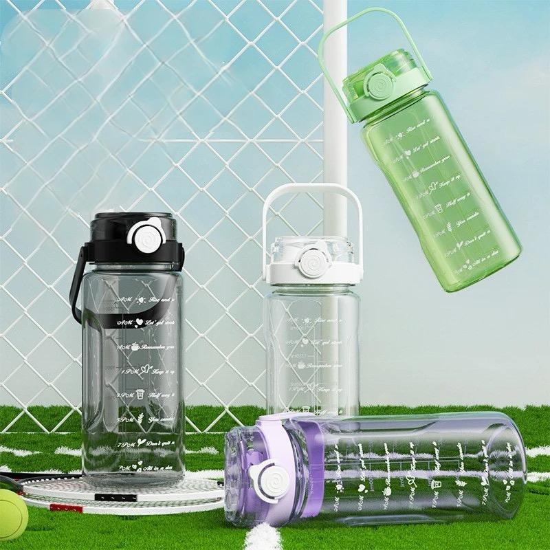 Botol Air Minum  Botol Minum Anak Sedotan Lucu Motif Karakter Imut BPA FREE 2 Liter