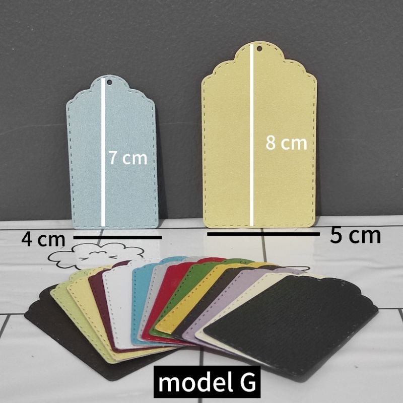 

(10 pcs) hang tag gift tag polos kertas premium glossy efek glitter bentuk tag classic