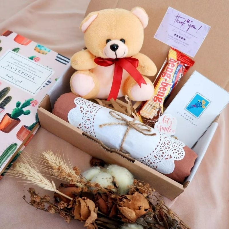 

Box Gift Hijab Hampers Hijab Gift Box Hijab TERMURAH