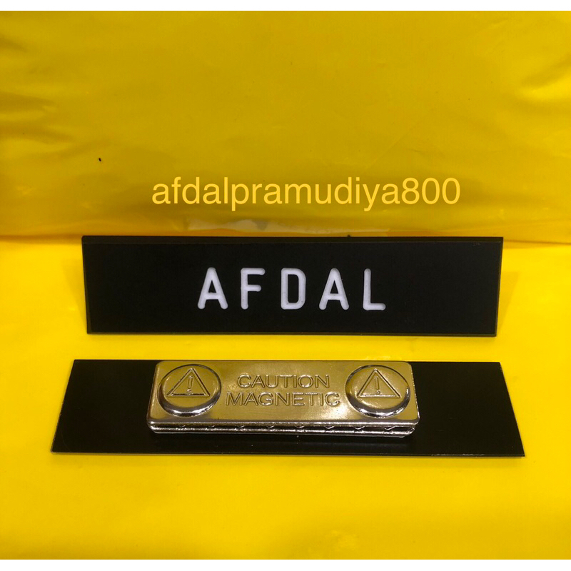 

papan nama dada grafis hitam doff full hitam magnet