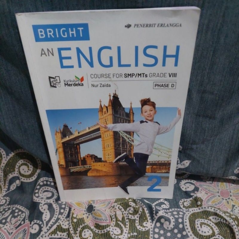 Bright An English SMP/MTS Kelas 8