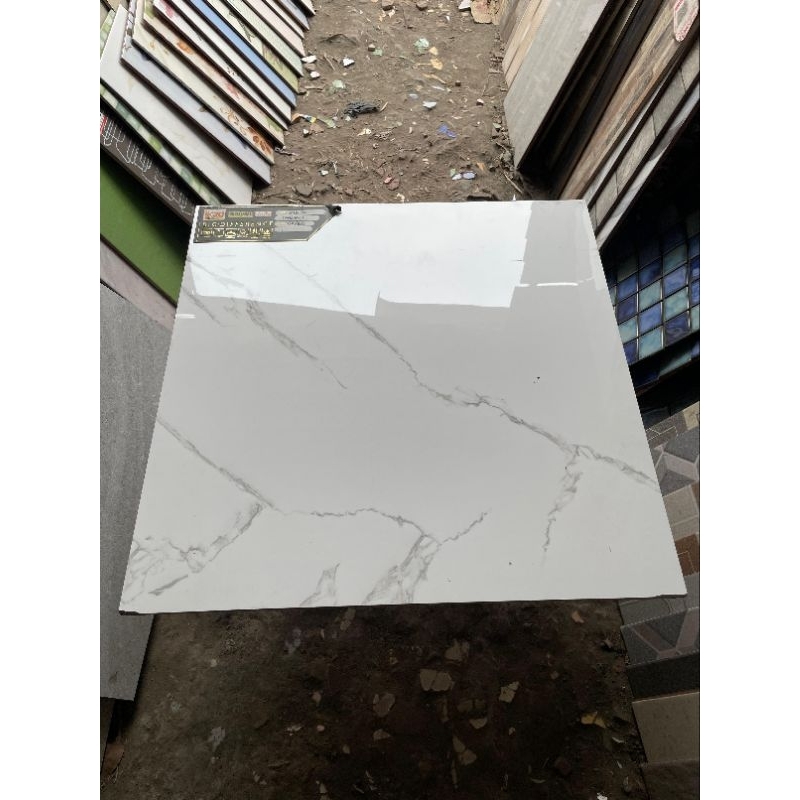 GRANIT MURAH 60X60 IKAD HTGPL PAGANI WHITE GLAZED POLISH