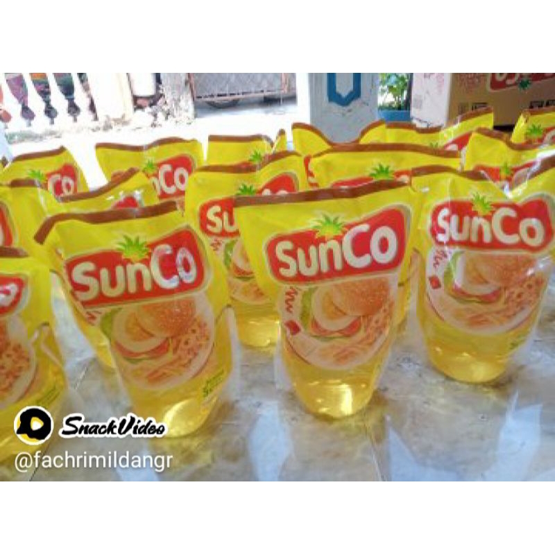

SUNCO 2 Liter Minyak Goreng Tetap Bening Meskipun Setelah 7x Penggorengan