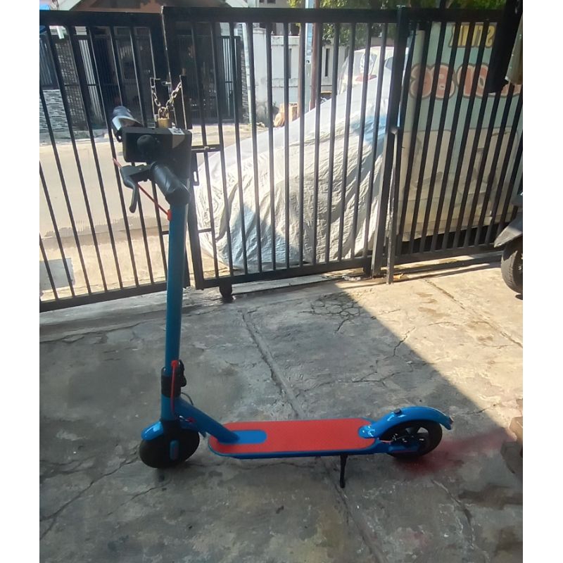skuter listrik lipat