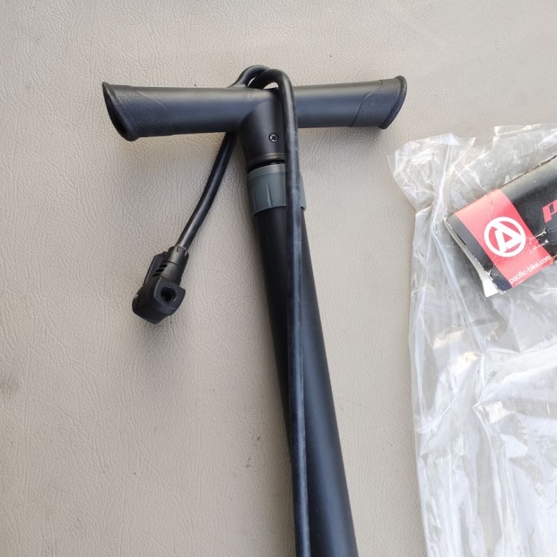 Pompa Ban Motor dan Sepeda merk Pacific SP-J801