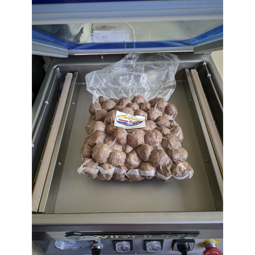 

BASO/BAKSO IKAN SINAR BAHARI HITAM SETENGAH BAL