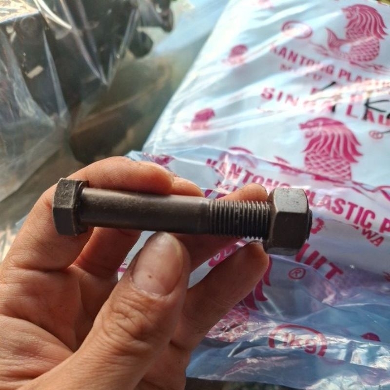 BAUT MUR BAJA 7/16 X 2-1/2" NF - BAUT MUR BAJA KUNCI 17 PANJANG 6.5 CM DRAT HALUS