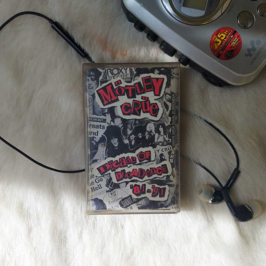 Kaset Pita Motley Crue Decade Of Decadence
