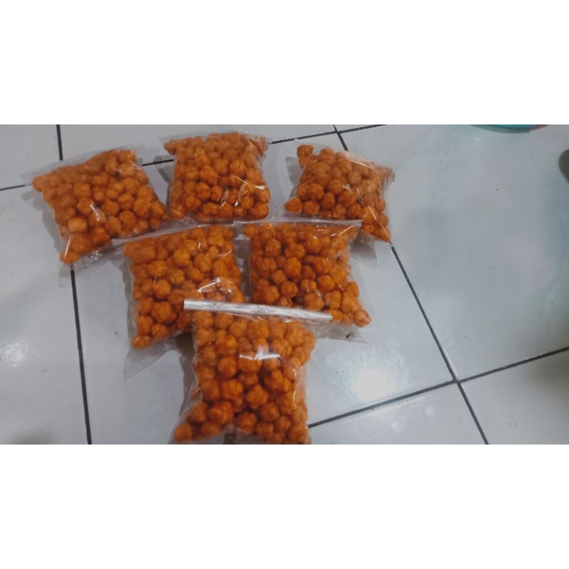 

pilus/pilus pedas manis/pilus pedas/cemilan/kremikan/makanan ringan/Snack serba 5000