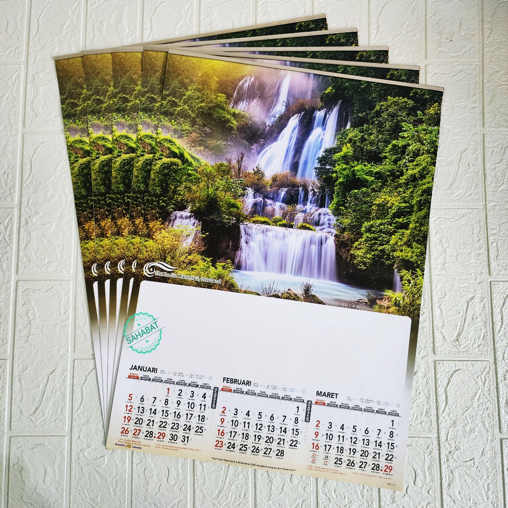 

KALENDER DINDING 4 LEMBAR TAHUN 2025 / KALENDER TERBARU 2025