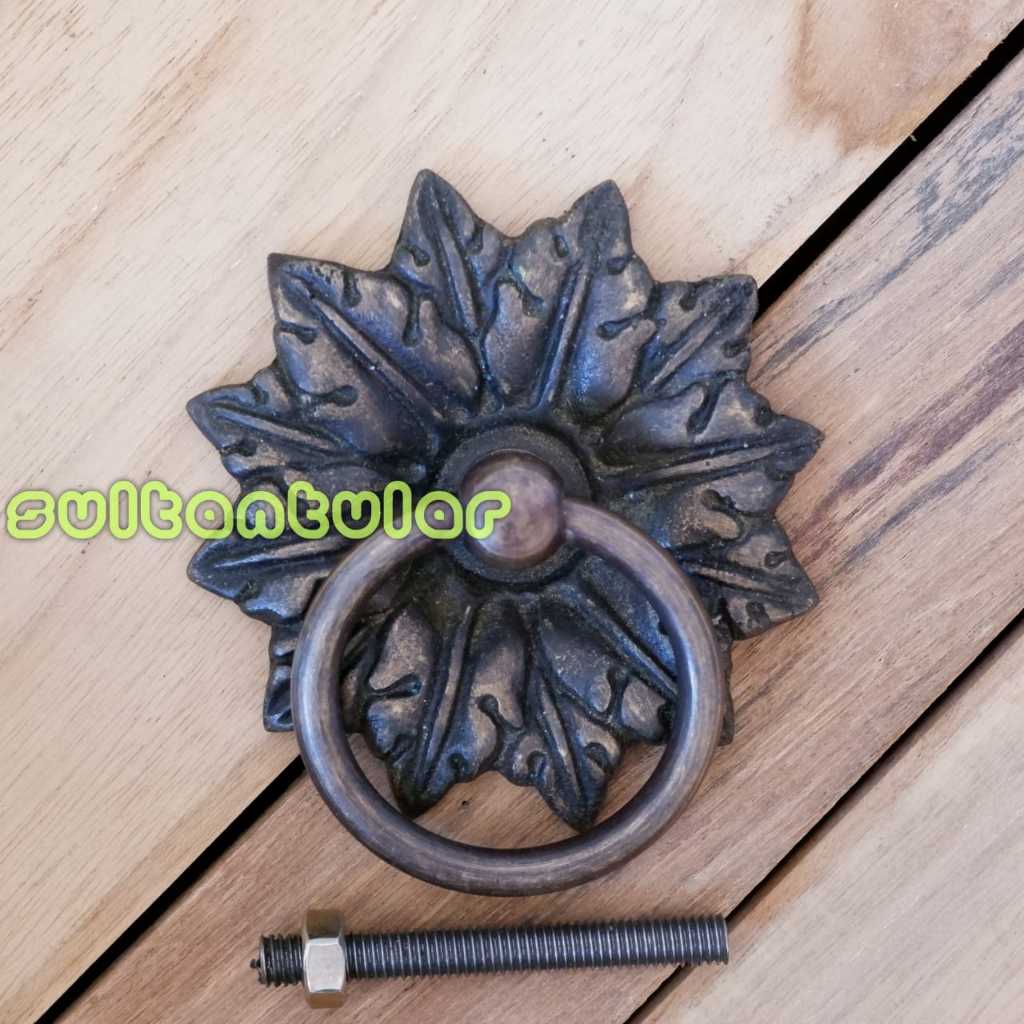 Handle tarikan pintu rumah gebyok kuno kuningan antik diameter 7cm