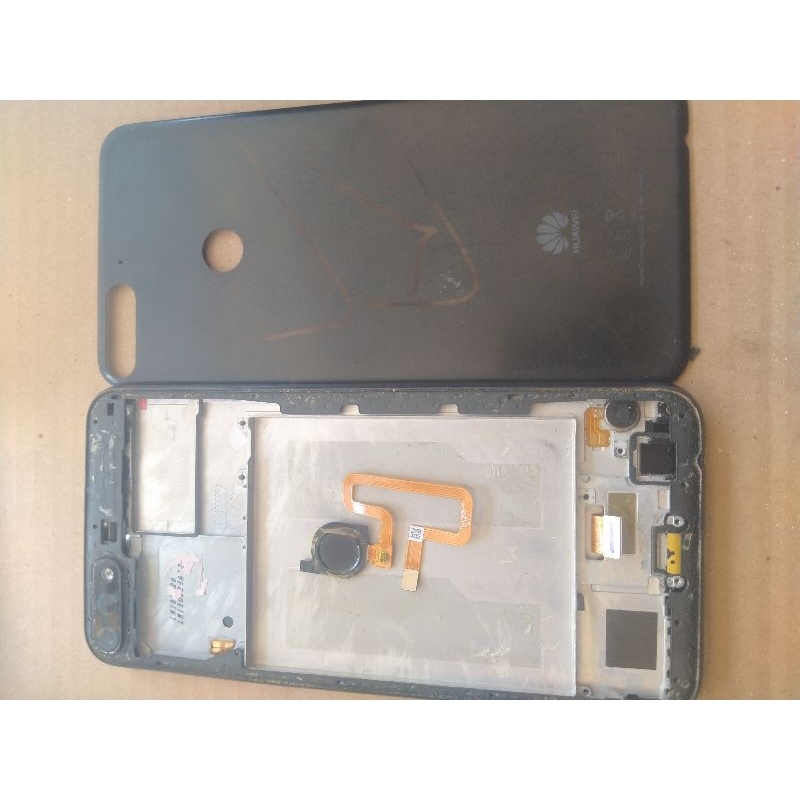 lcd tc retak hp Huawei Ldn lx2 Nova 2 lite lcd ori cabutan normal udah tested bonus casing tinggal n