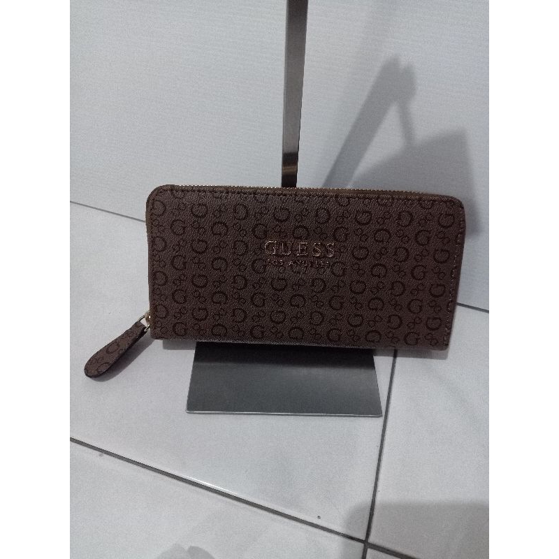 Guess wallet