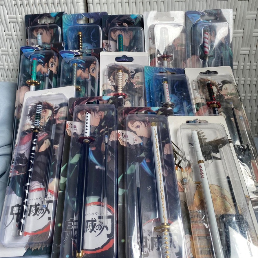 

KODE T6S PULPEN DEMON SLAYER PEDANG PAJANGAN FREE TINTA HITAM BEST QUALITY