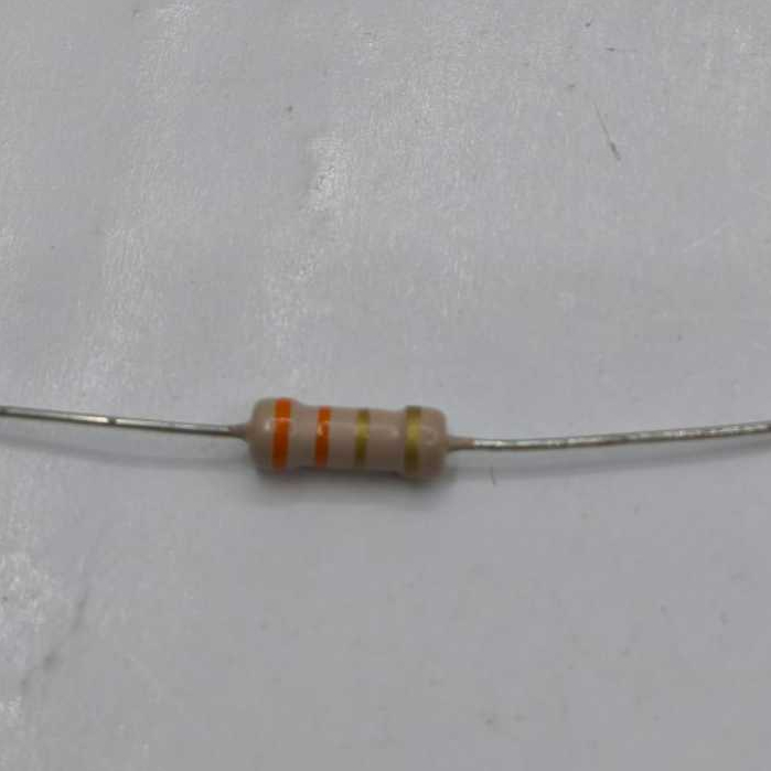 RESISTOR 1/2 WATT 3.3ohm / RESISTOR SETENGAH WATT 3.3ohm