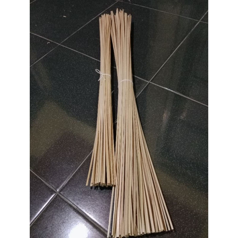 (50 dan 100 pasang) Serutan bambu petung dan apus untuk arku layangan
