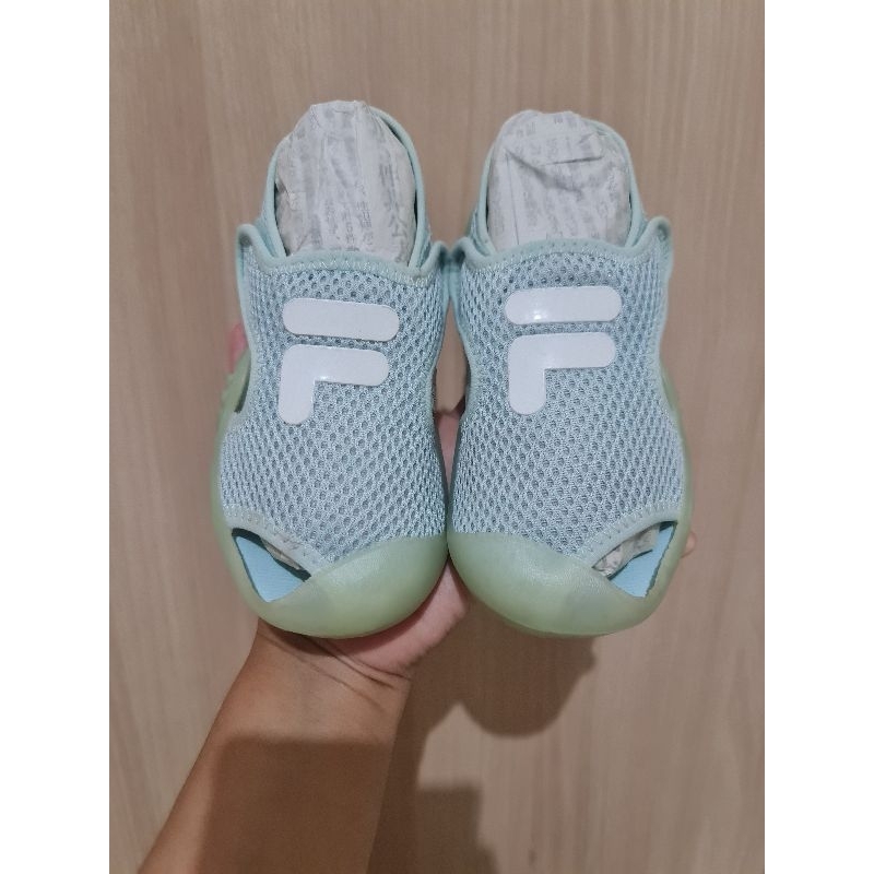 VVGC Sepatu Sandal Fila - Size 28