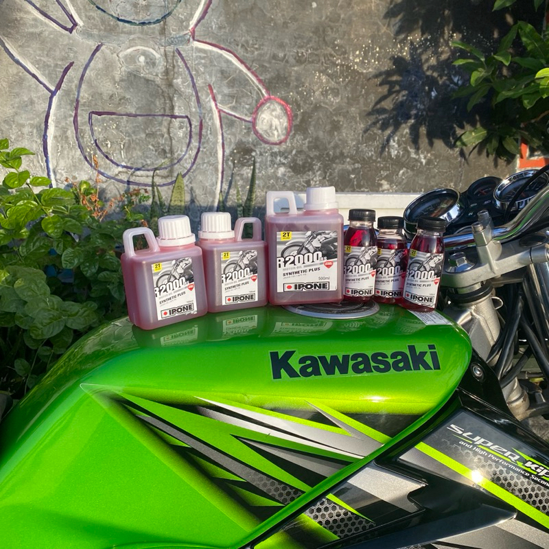 OLI SAMPING IPONE R2000RS STRAWBERRY REPACK KEMASAN 100ml / 250ml / 500ml
