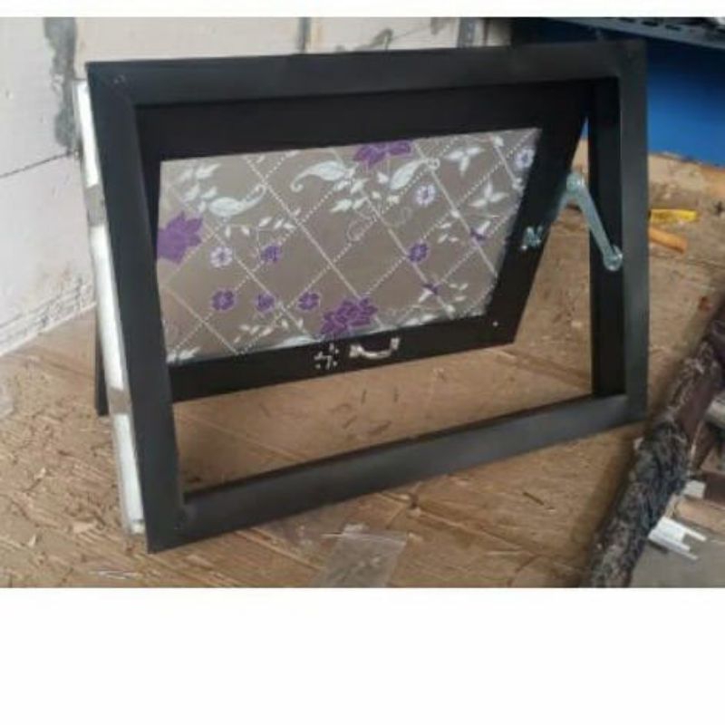 Jendela boven buka tutup galvalum