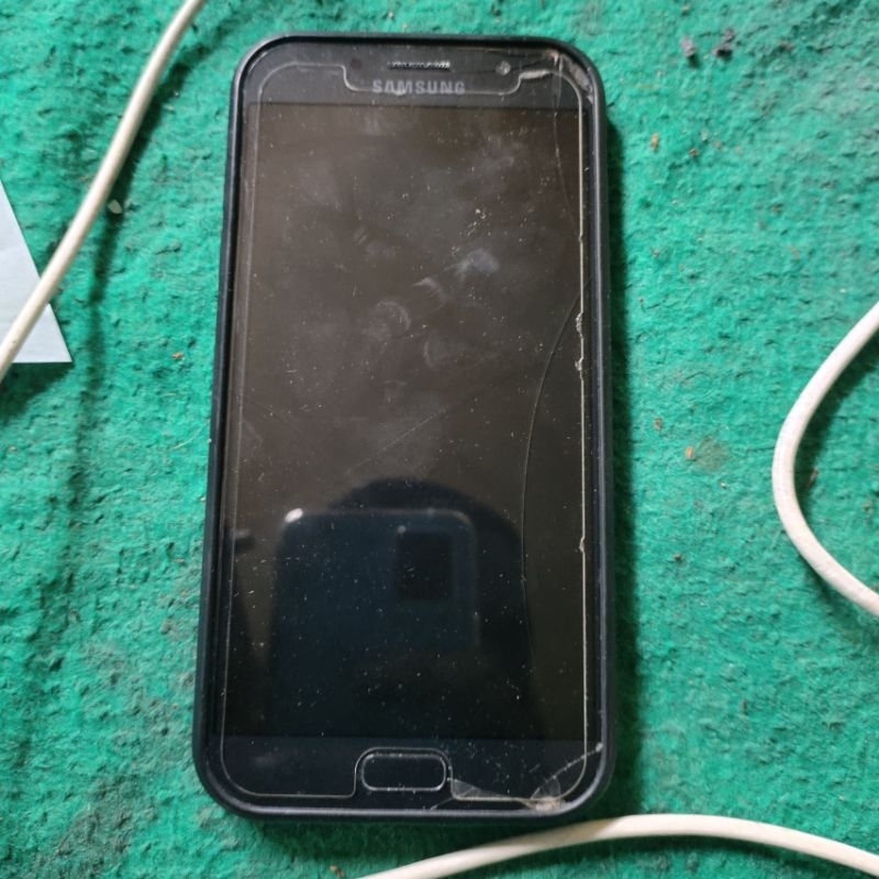 Samsung Galaxy A7 2017 4/32 Second/Bekas Normal Resmi Sein