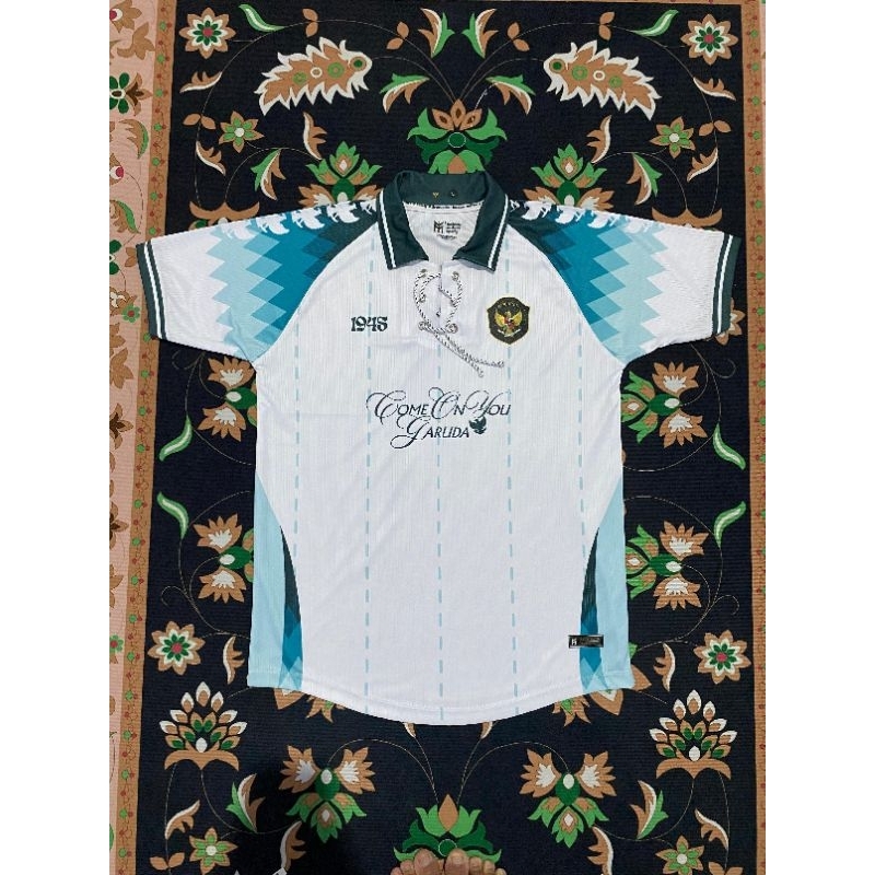 JERSEY VINTAGE TIMNAS INDONESIA