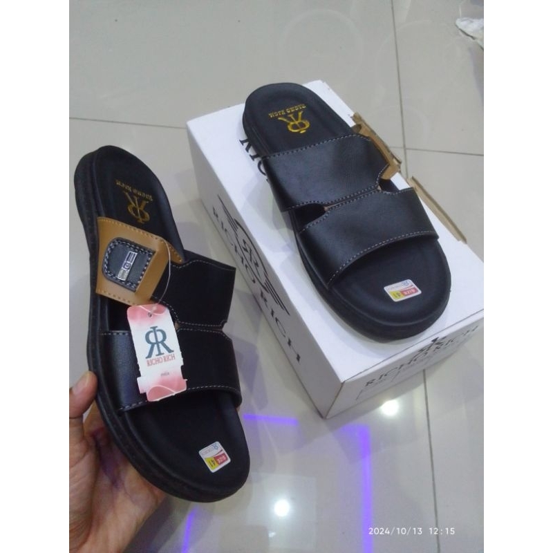 Sandal Richo rich slip on