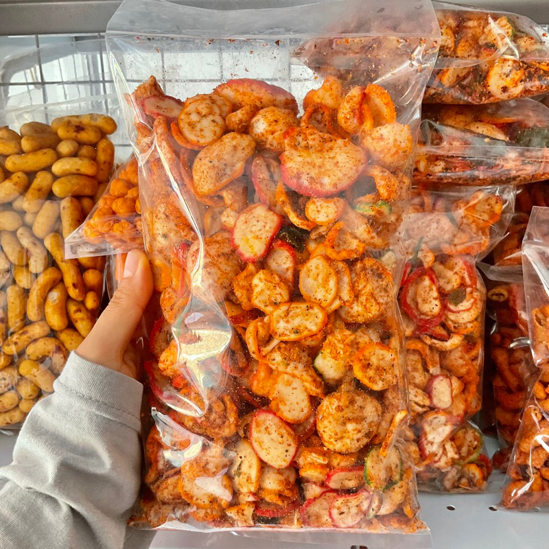 

(250 GRAM) KERUPUK SEBLAK KENCUR (Mega Snack)