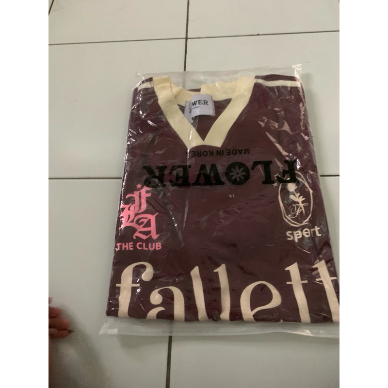 kaos fallet maroon bangkok