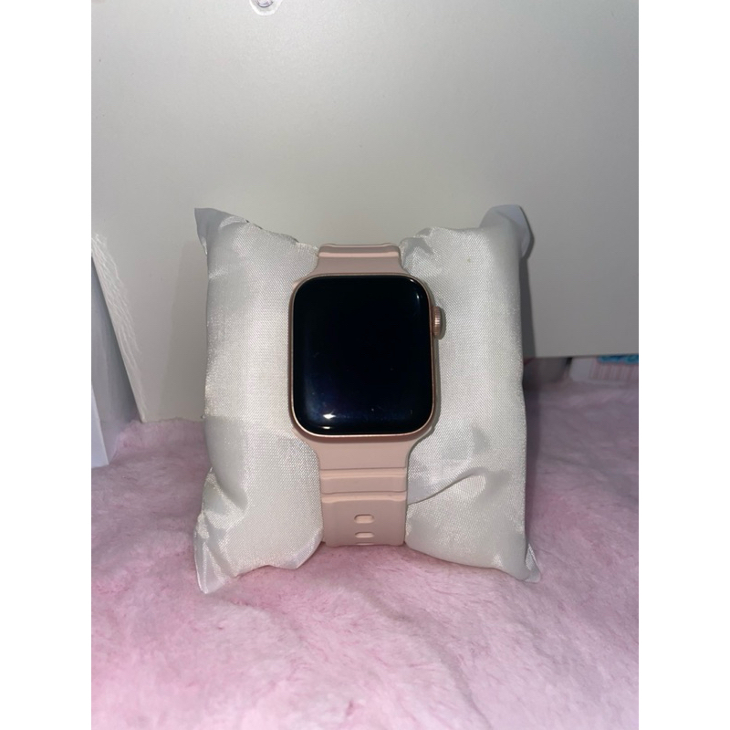 IWATCH Series 4 + Bonus 13 Strap