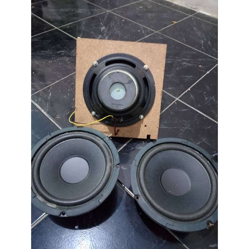speaker copotan subwoofer Bazooka uk 6 in